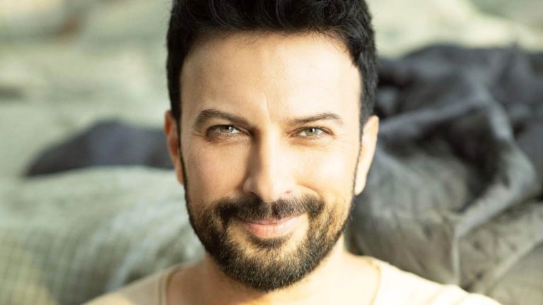 Tarkan’ın yeni aile pozuna beğeni yağdı